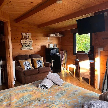 Morlais Log Cabin Lyme Regis Kültér fotó