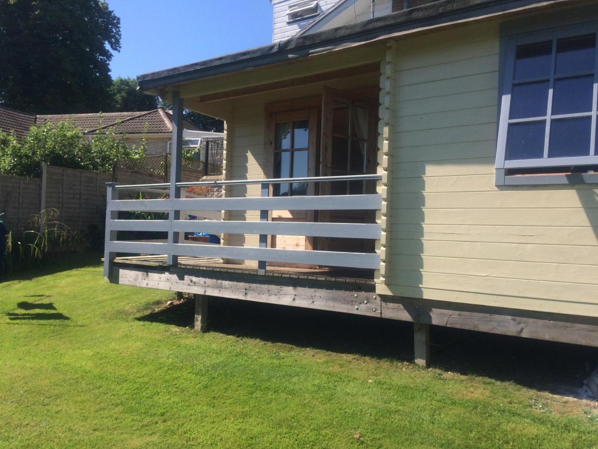 Morlais Log Cabin Lyme Regis Kültér fotó