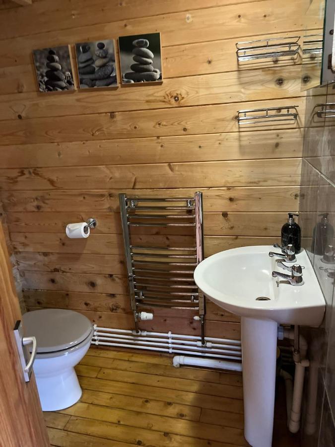 Morlais Log Cabin Lyme Regis Kültér fotó