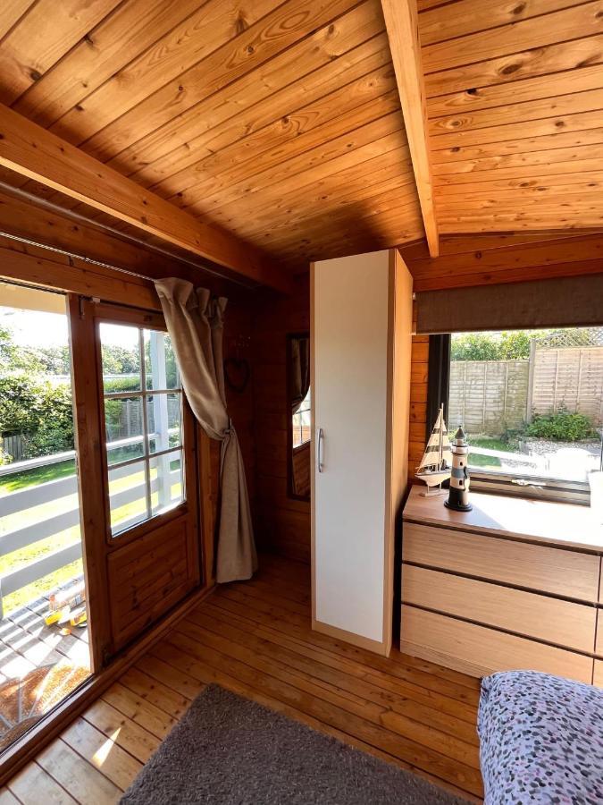 Morlais Log Cabin Lyme Regis Kültér fotó